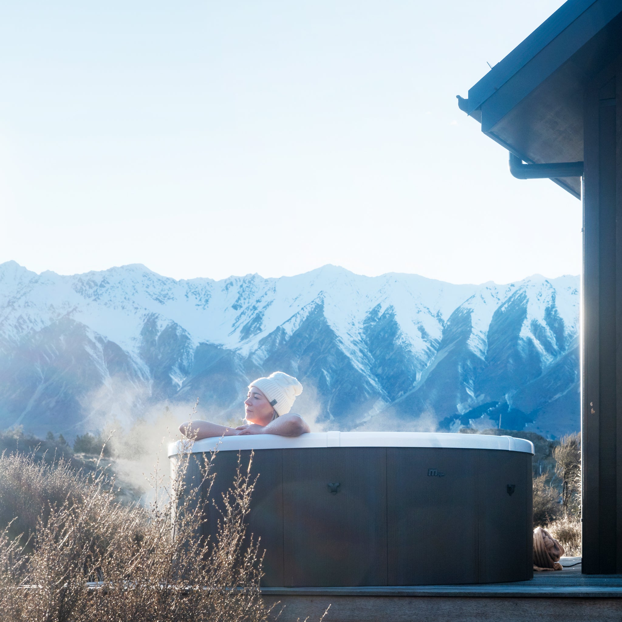 Rova Hot Tub