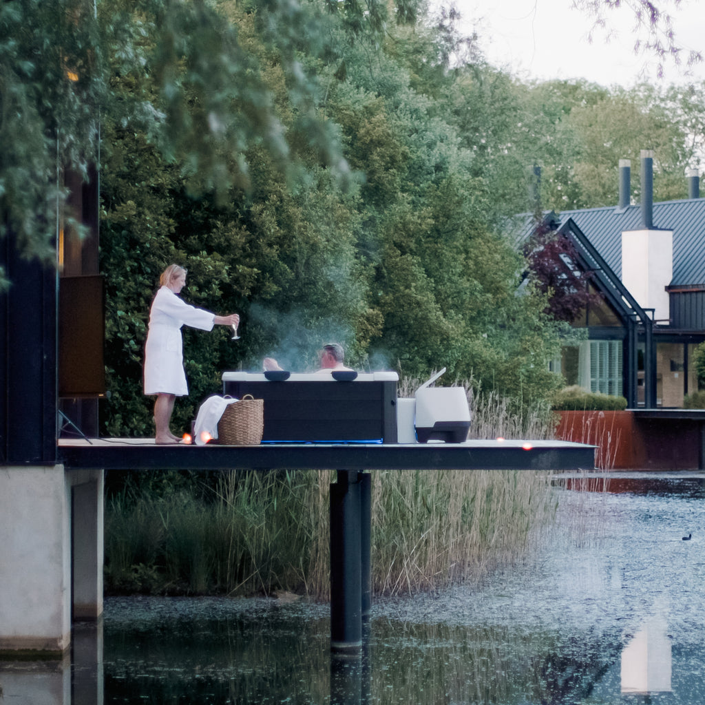 Oslo Sterling Hot Tub