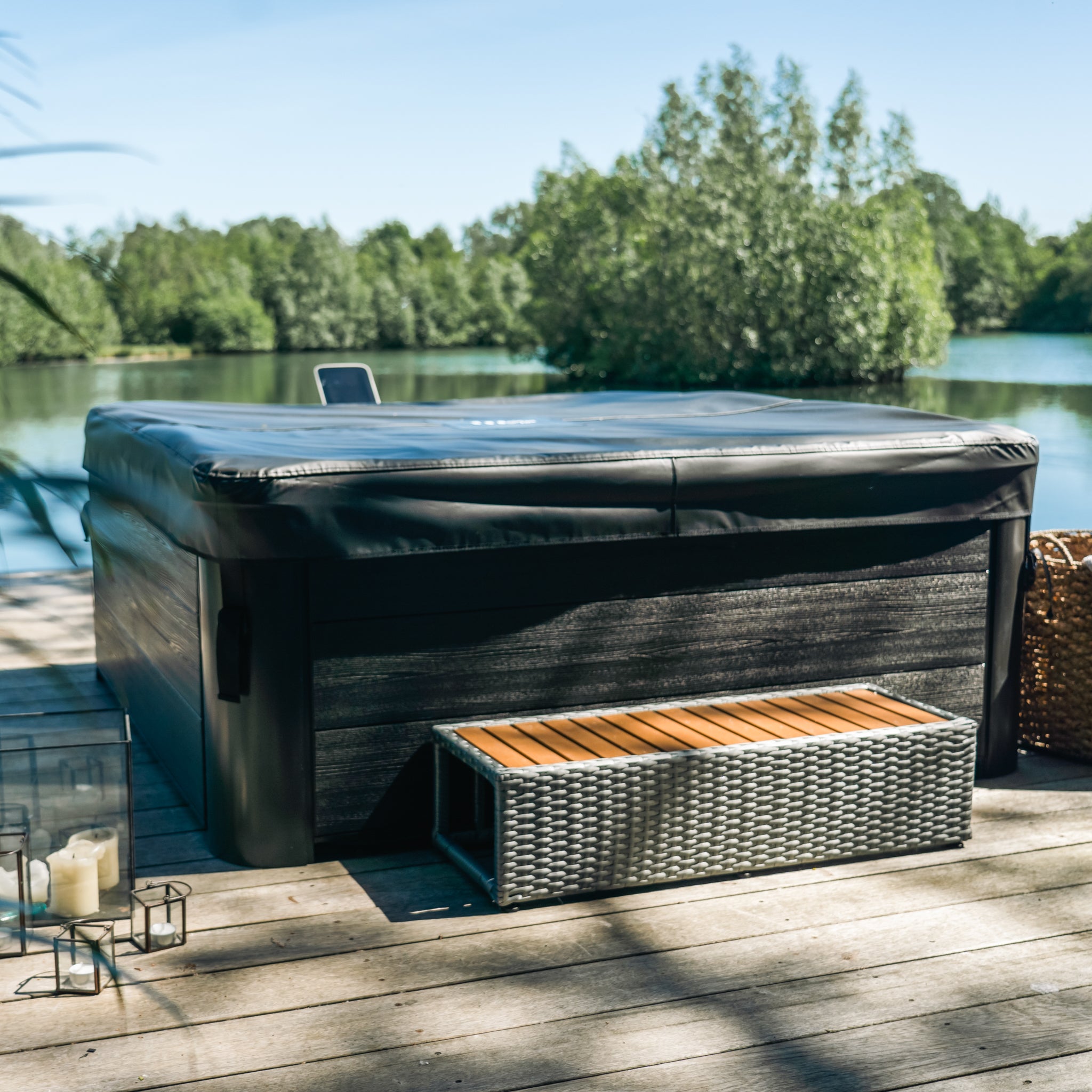 Oslo Sterling Hot Tub